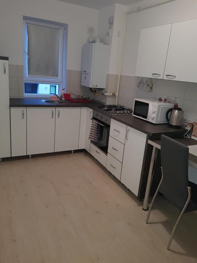 Avantgarden Brasov, Perfect - 1 Braşov