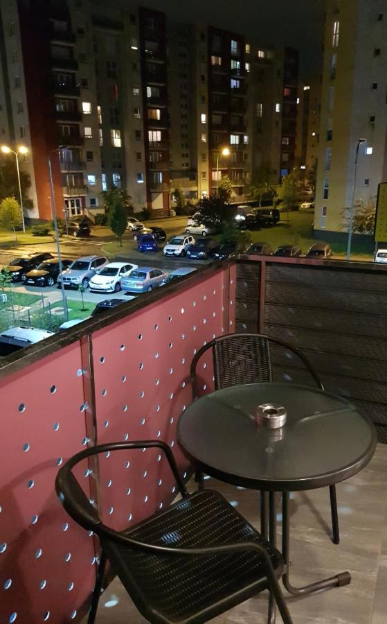 Avantgarden Brasov, Perfect - 1